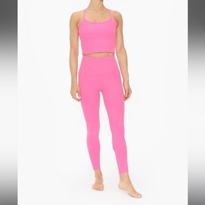 Beyond yoga electric pink set